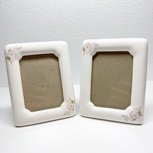 Vintage Ceramic Floral Frame Set 5x3